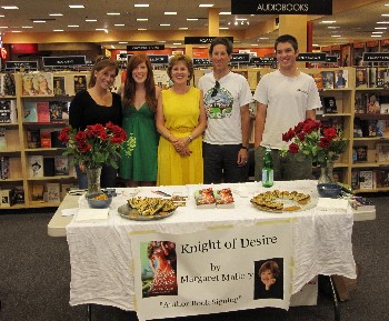 Margaret Mallory book signing