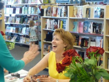 Margaret Mallory book signing